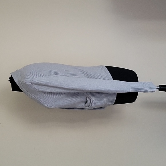 Mid 2K AEO cardigan sweater - Picture 3 of 7